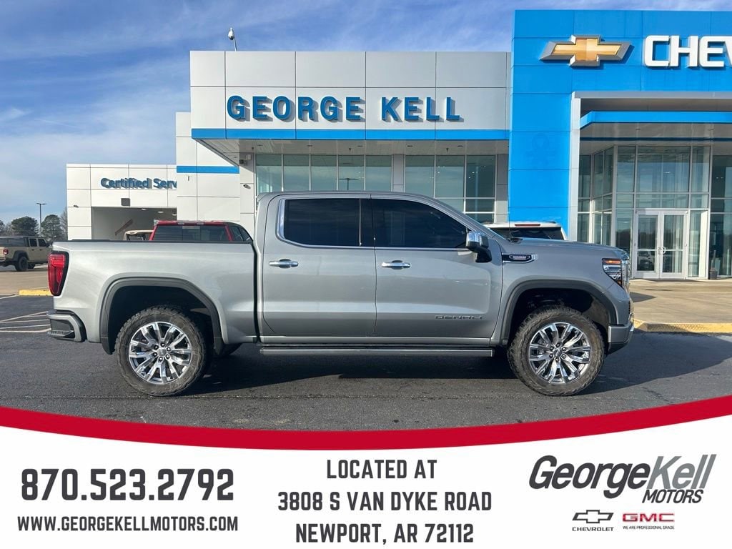 2024 GMC Sierra Denali's photo