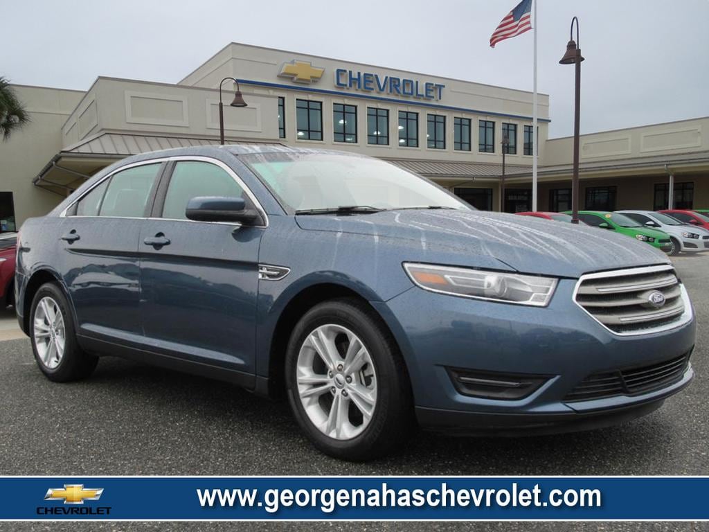 2018 Ford Taurus SEL