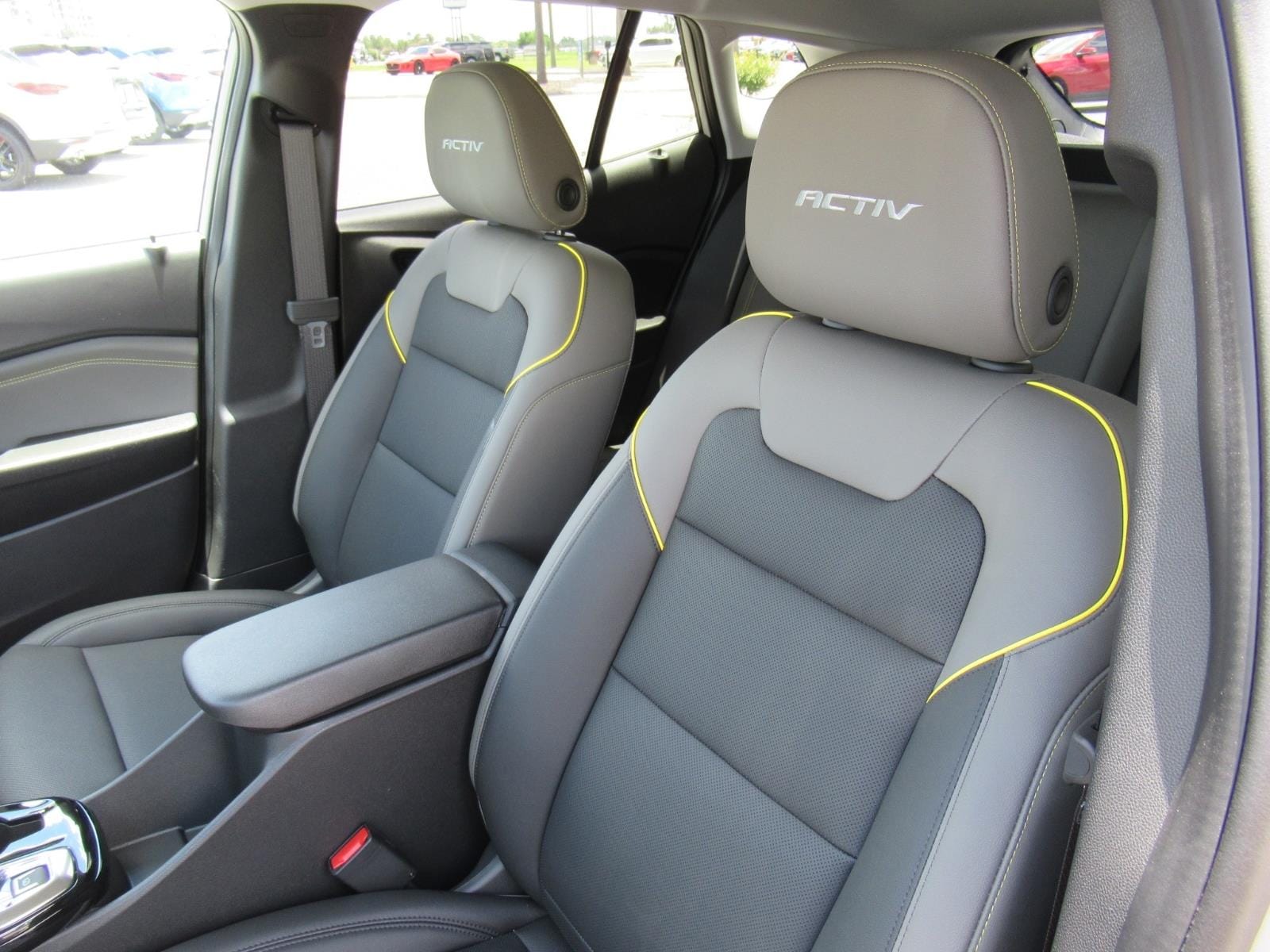 2026 Chevrolet Trax Activ - Photo 17