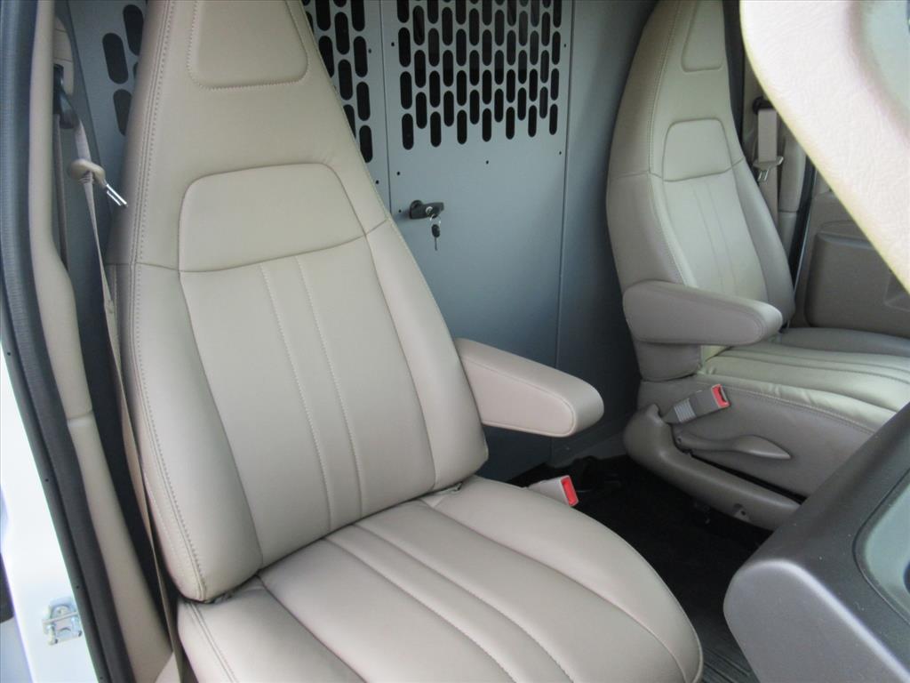 2026 Chevrolet Express Cargo Work Van - Photo 12