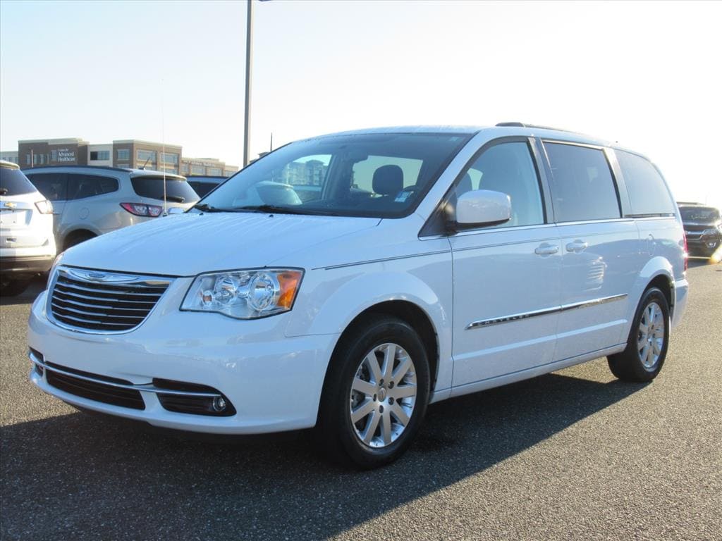 Used 2015 Chrysler Town & Country Touring Van