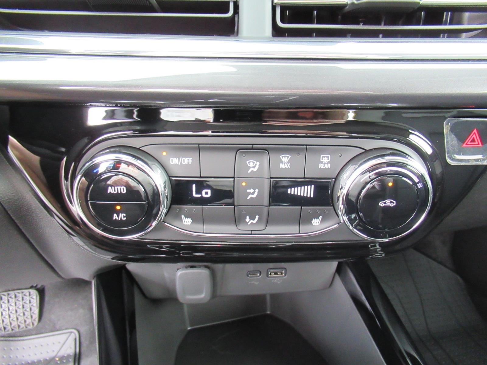 2026 Chevrolet Trax Activ - Photo 31