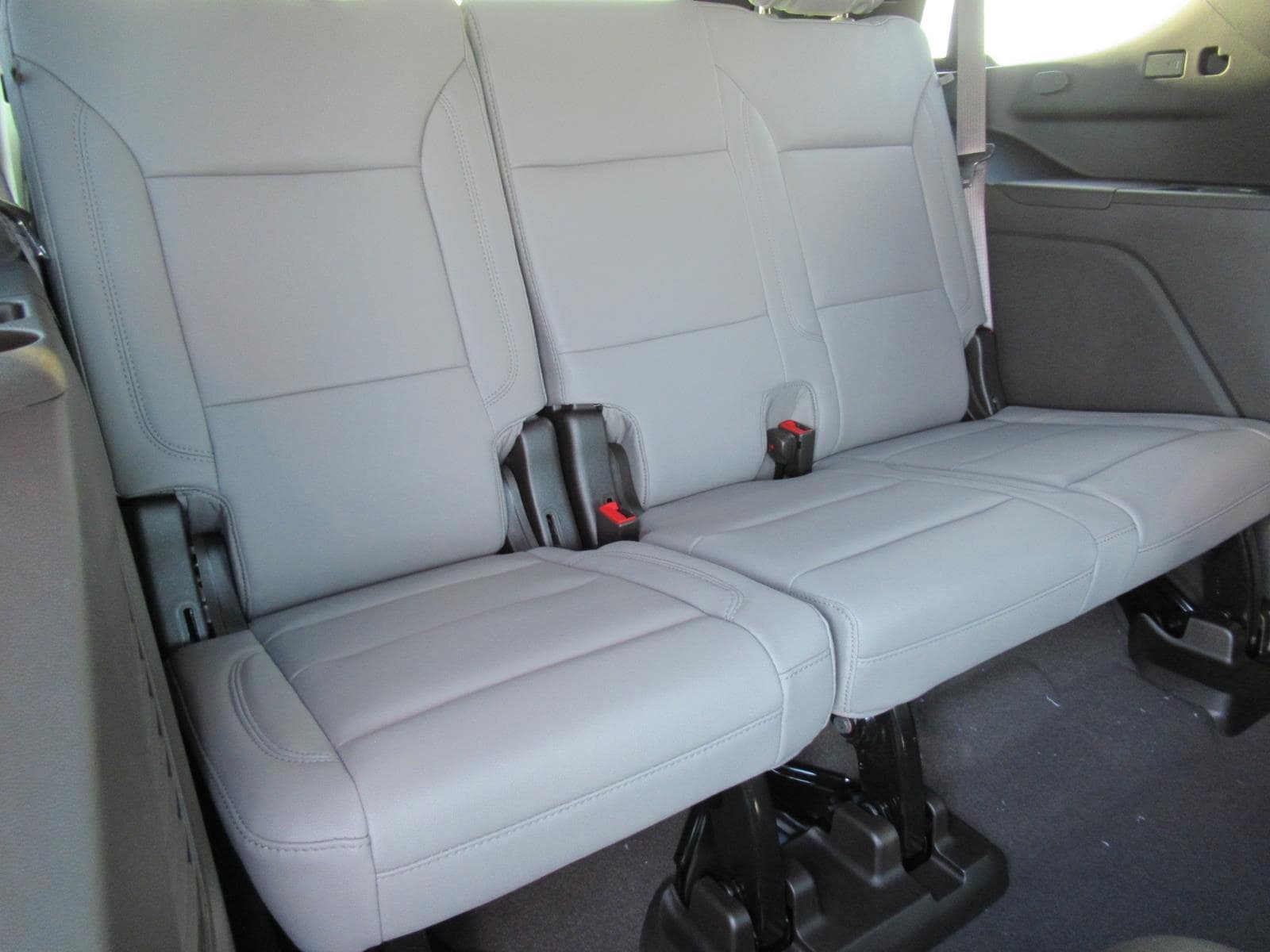 2026 Chevrolet Tahoe LT - Photo 34