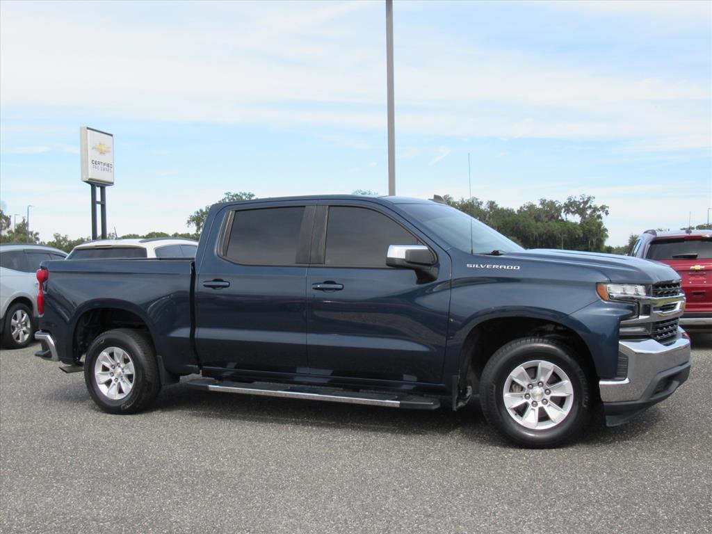 2020 Chevrolet Silverado 1500 LT photo 2