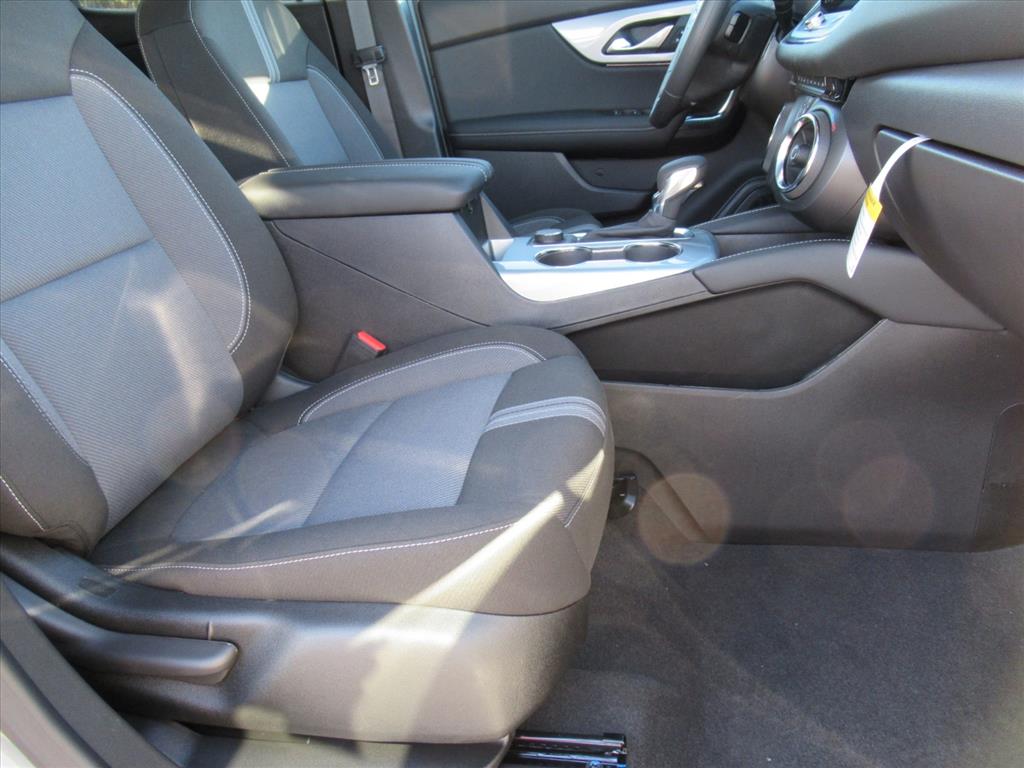 2025 Chevrolet Blazer 2LT - Photo 9