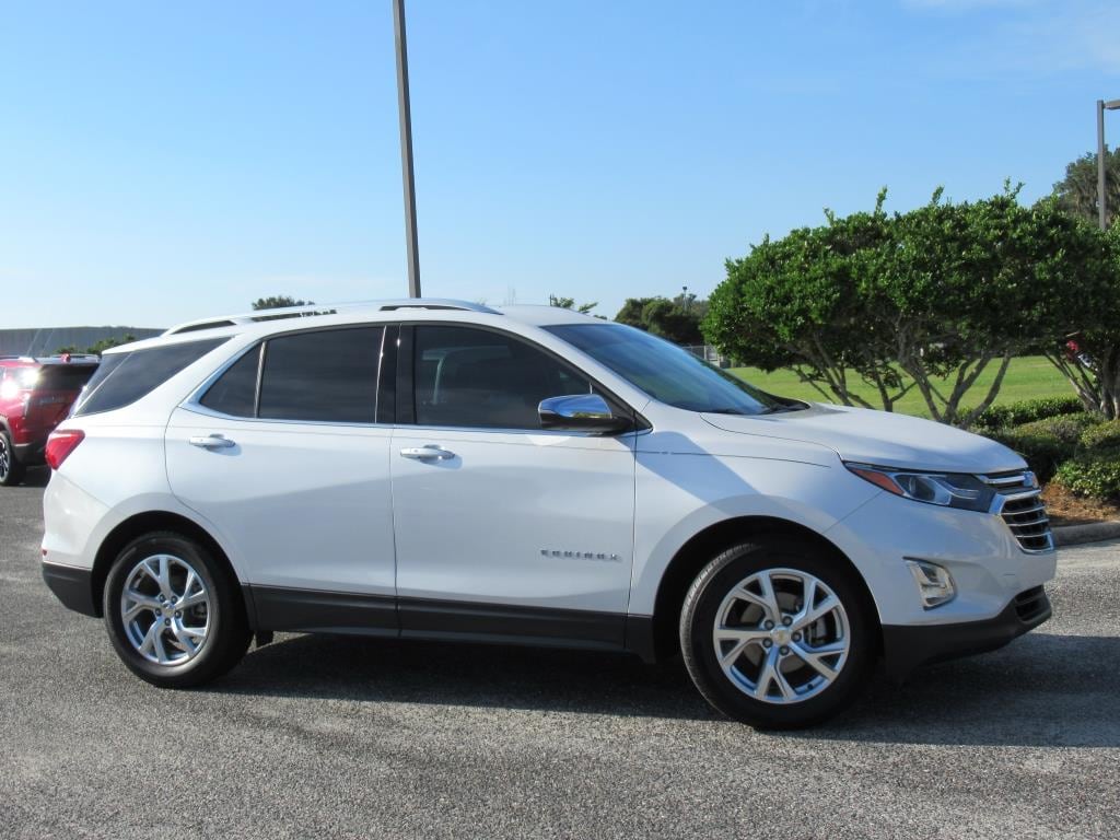 Used 2018 Chevrolet Equinox Premier with VIN 2GNAXMEV5J6298993 for sale in Wildwood, FL