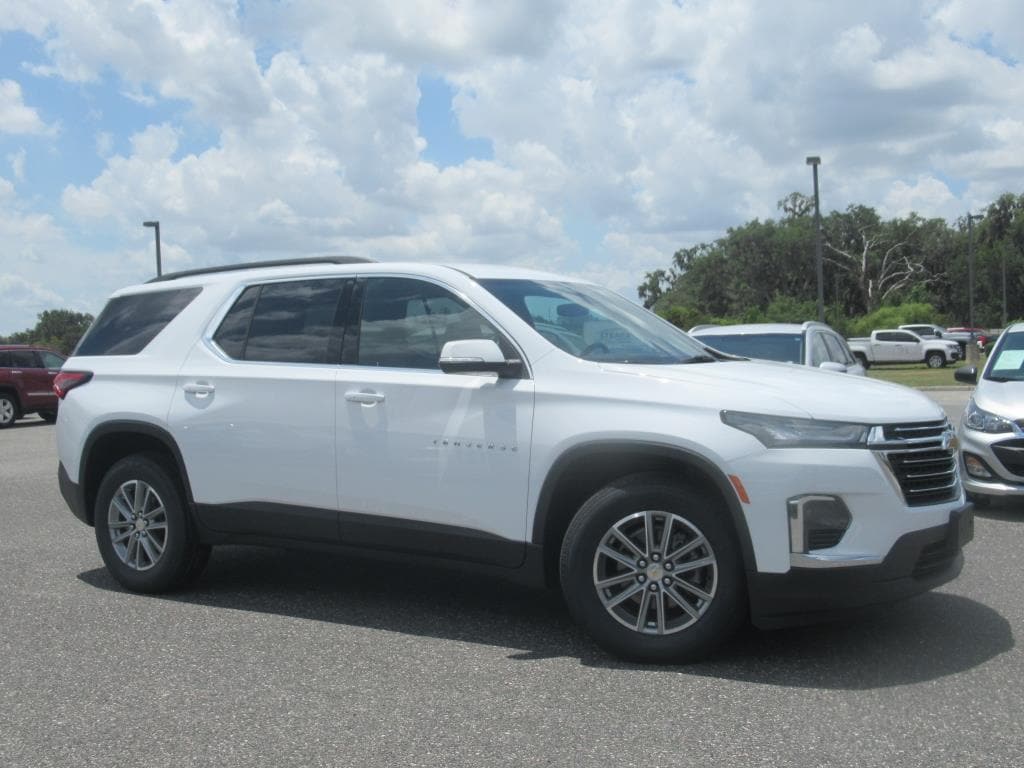 Used 2023 Chevrolet Traverse 3LT with VIN 1GNERHKW2PJ211899 for sale in Wildwood, FL