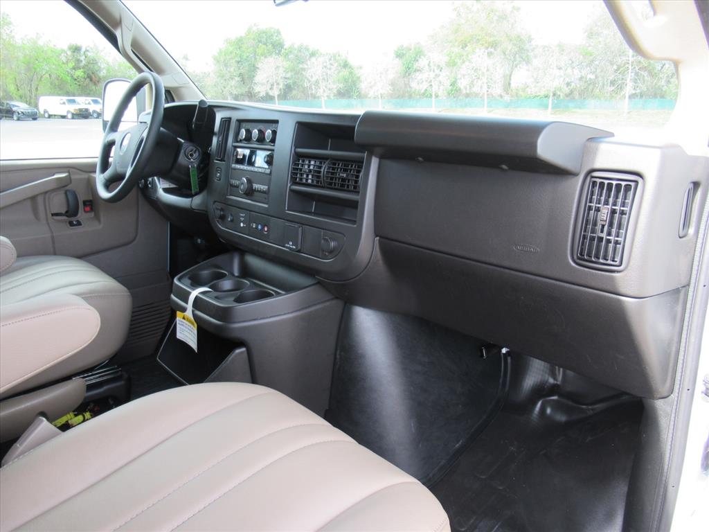 2026 Chevrolet Express Cargo Work Van - Photo 10