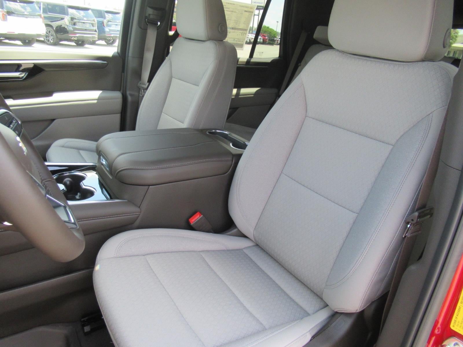 2026 Chevrolet Tahoe LS - Photo 19