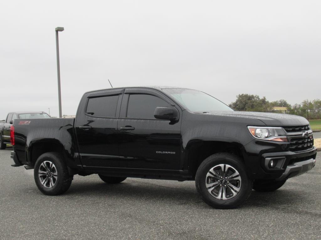 2022 Chevrolet Colorado Z71 photo 2