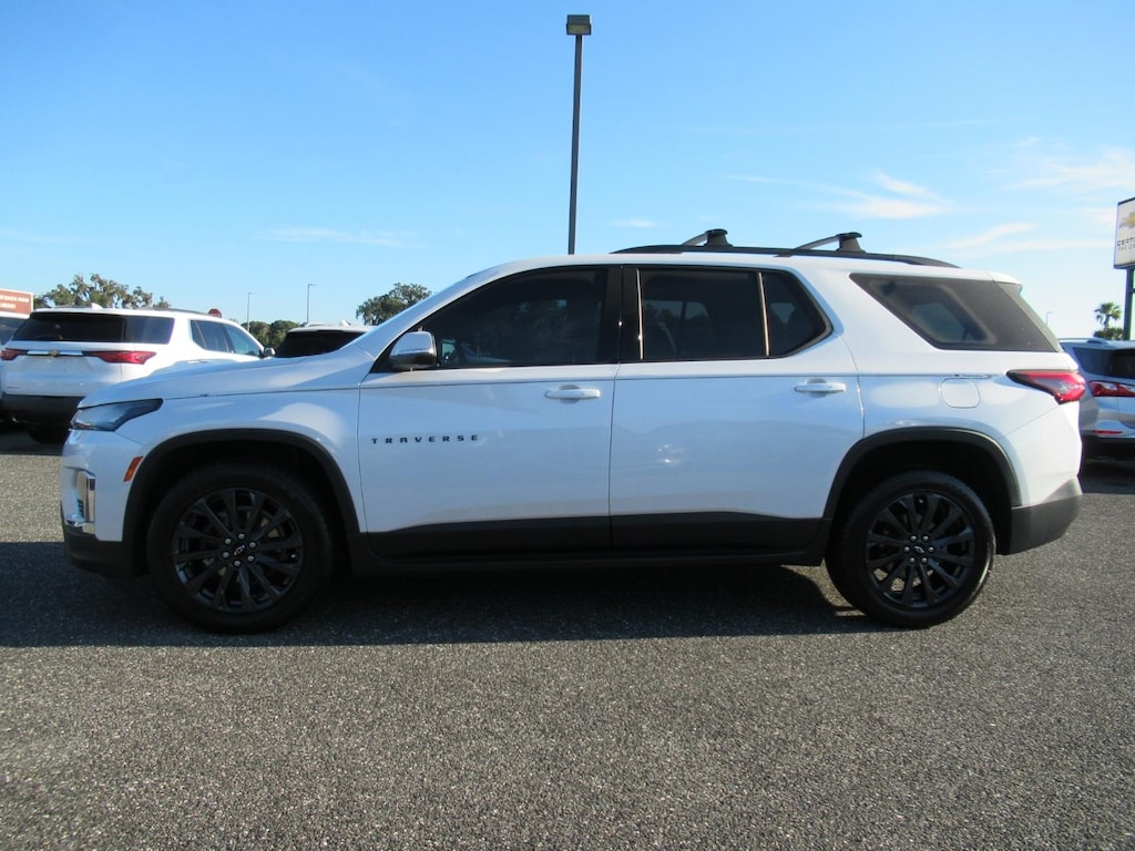 Used 2022 Chevrolet Traverse RS SUV