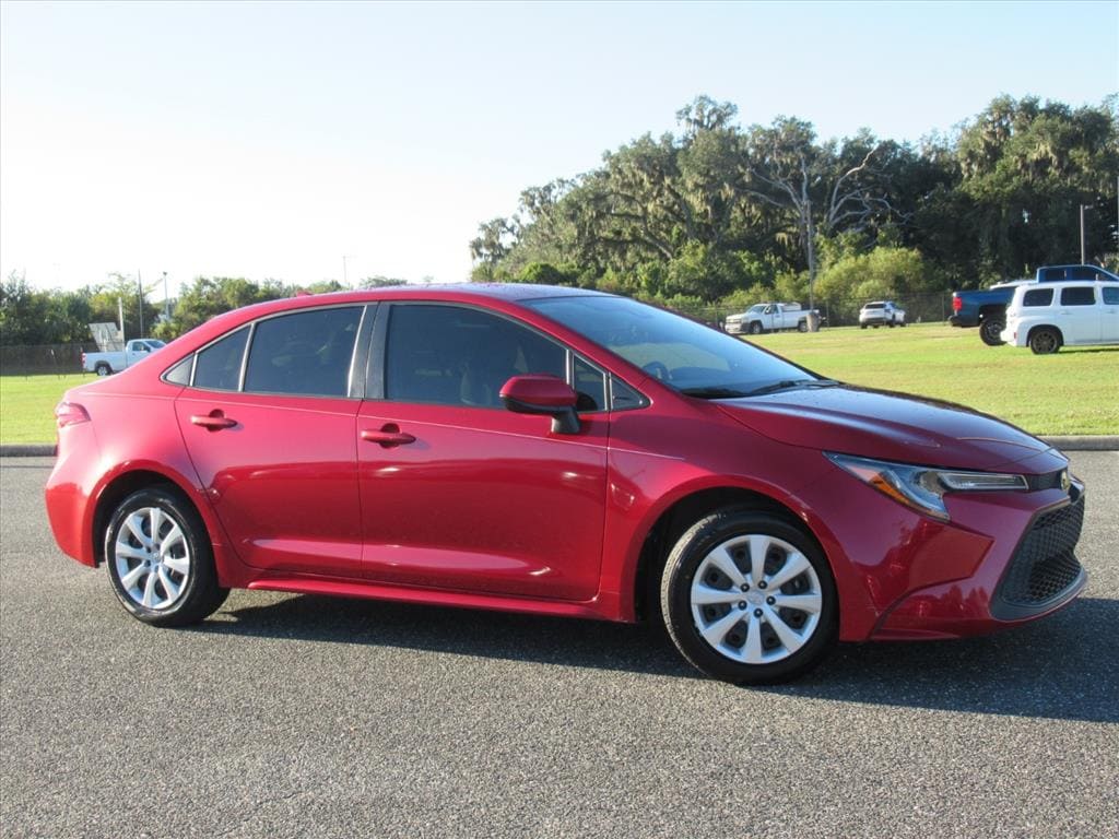 Used 2020 Toyota Corolla LE Sedan