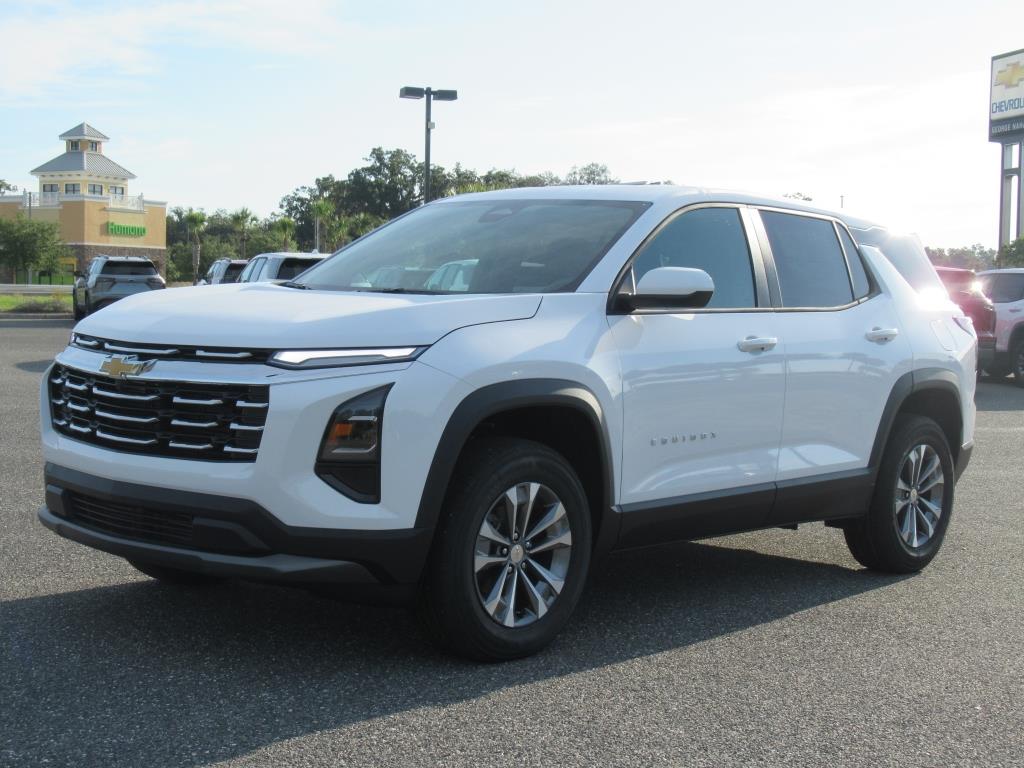2026 Chevrolet Equinox LT photo 2
