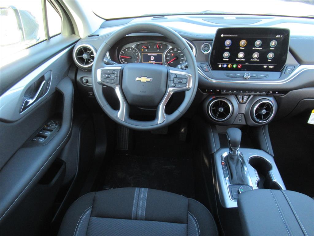 2025 Chevrolet Blazer 2LT - Photo 12