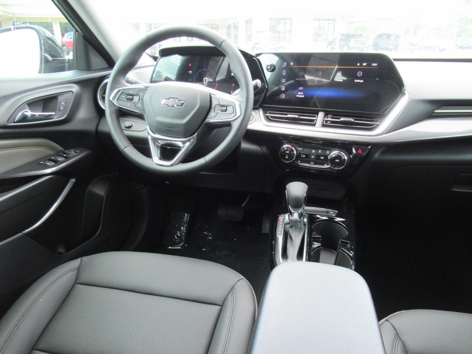 2026 Chevrolet Trax Activ - Photo 13