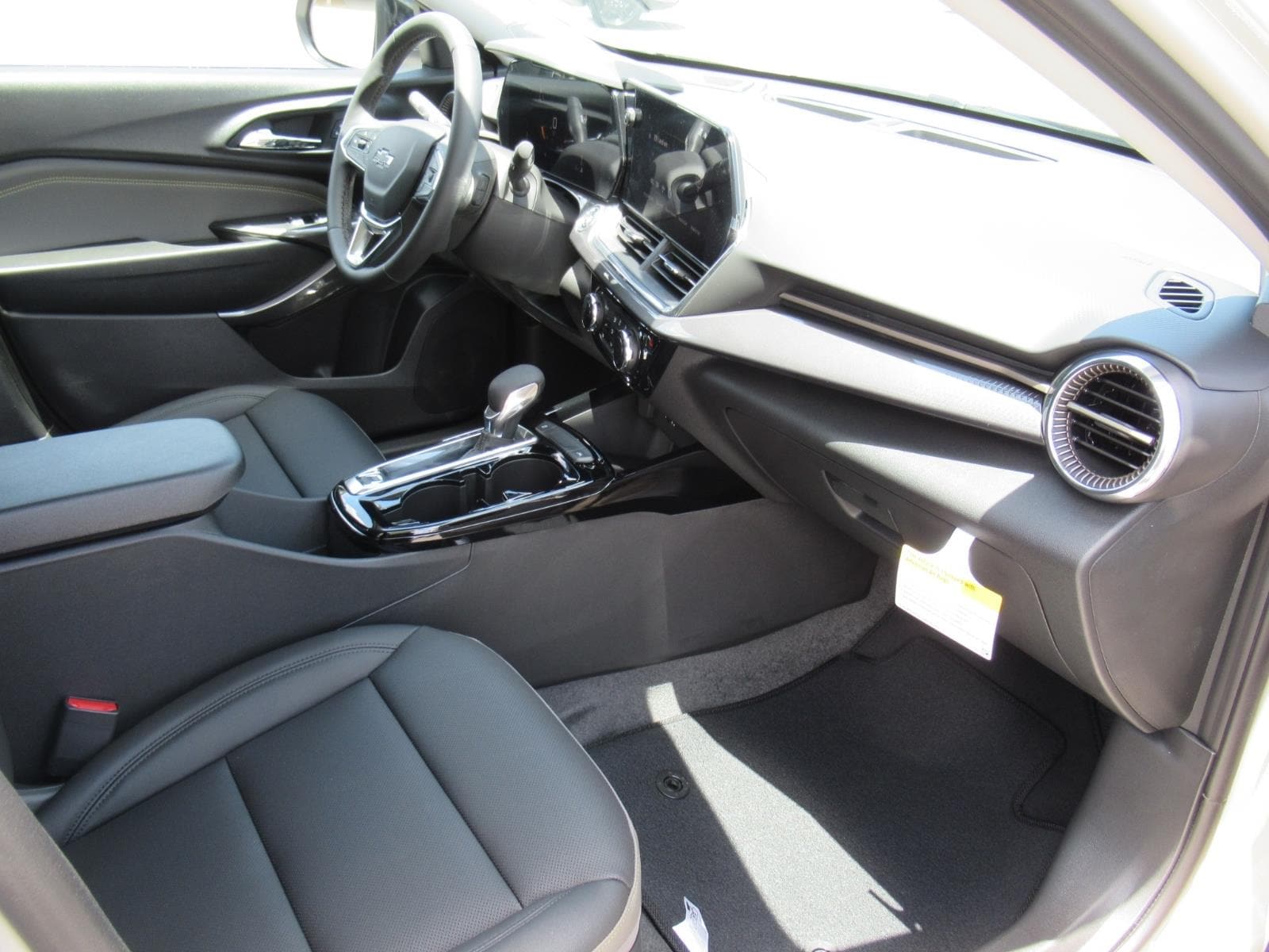 2026 Chevrolet Trax Activ - Photo 11