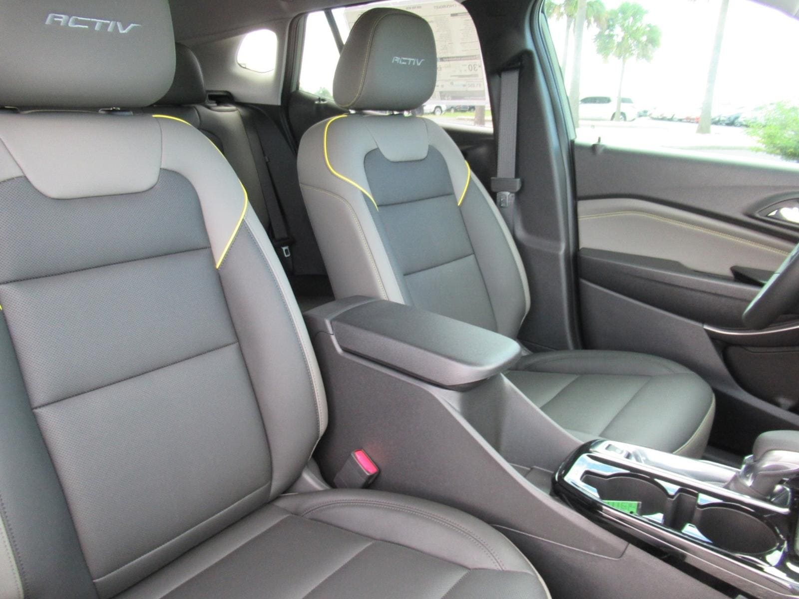 2026 Chevrolet Trax Activ - Photo 9