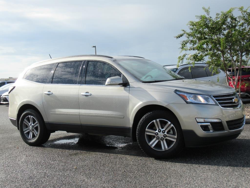 Used 2017 Chevrolet Traverse 1LT with VIN 1GNKRGKD9HJ222315 for sale in Wildwood, FL