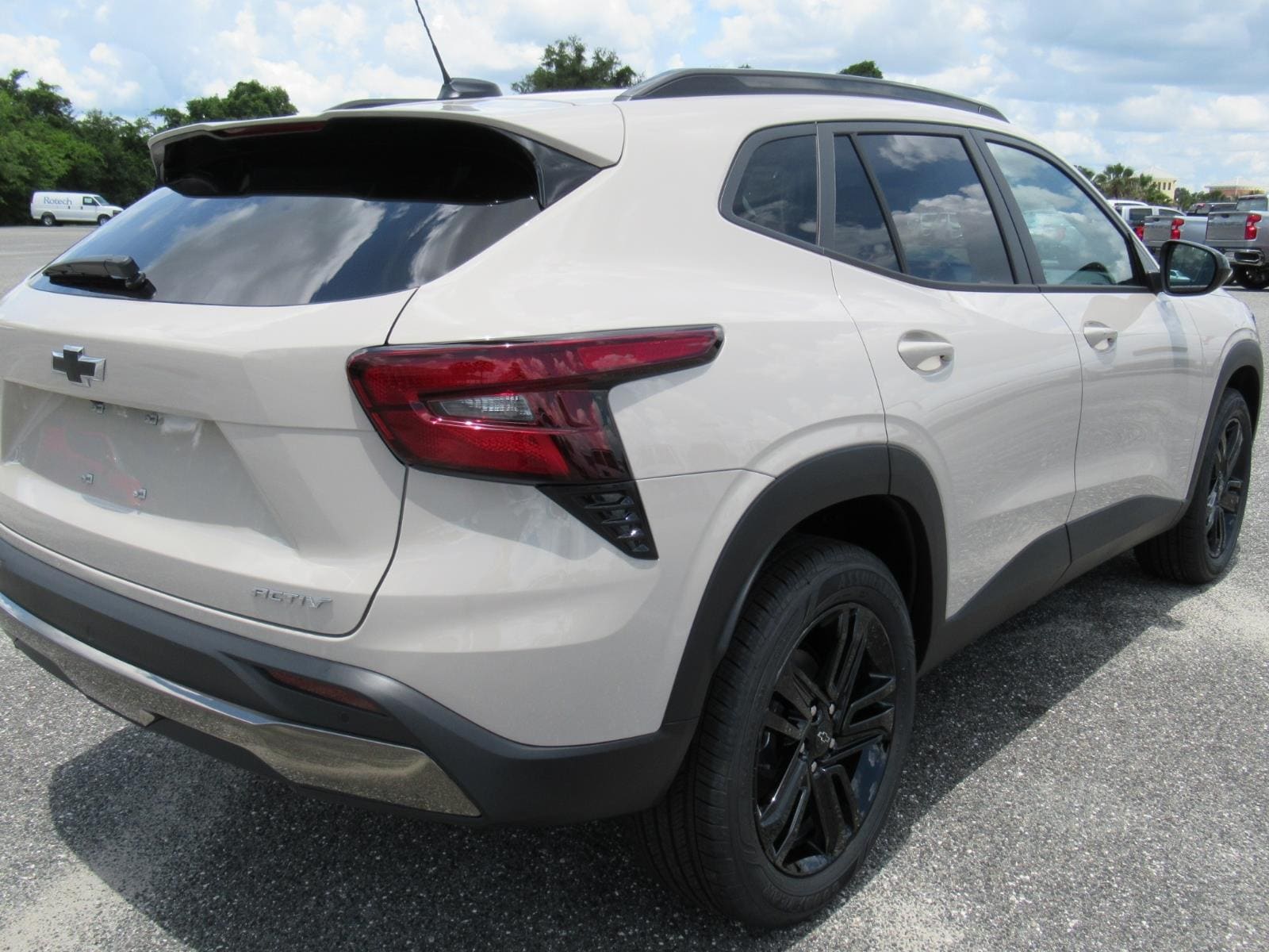 2026 Chevrolet Trax Activ - Photo 7