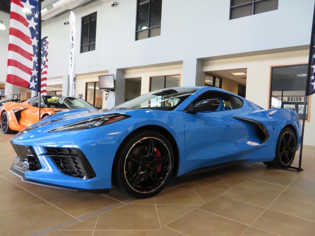 2020 Chevrolet Corvette Stingray 3LT photo 3