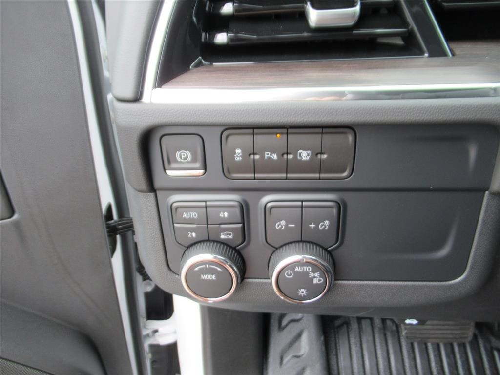 2025 Chevrolet Tahoe Fleet - Photo 21
