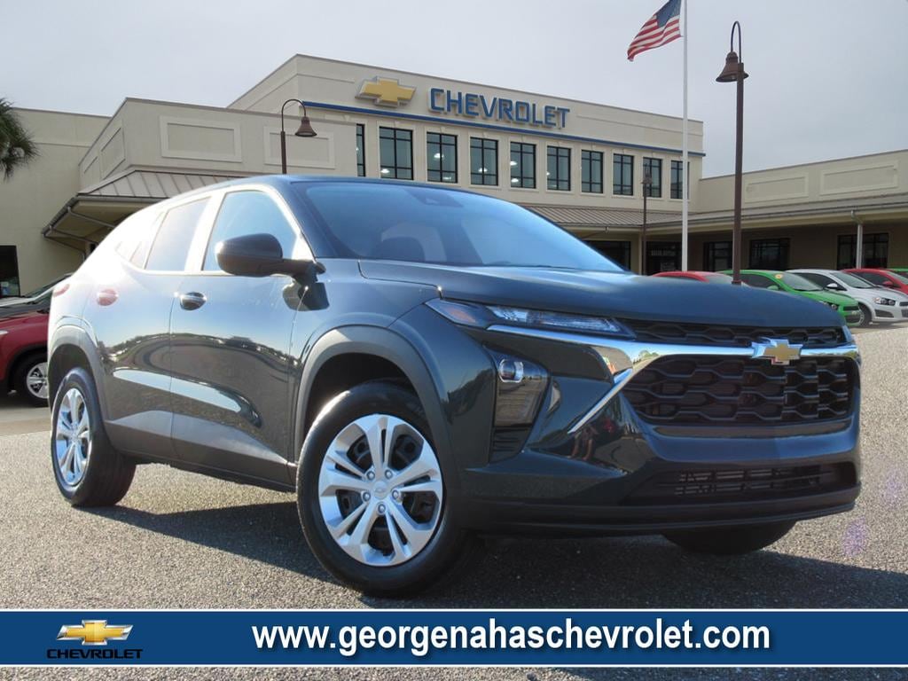 New 2026 Chevrolet Trax LS SUV