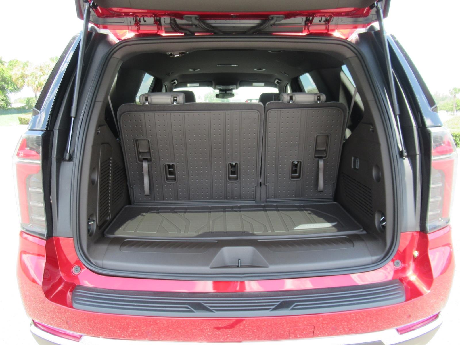 2026 Chevrolet Tahoe LS - Photo 35