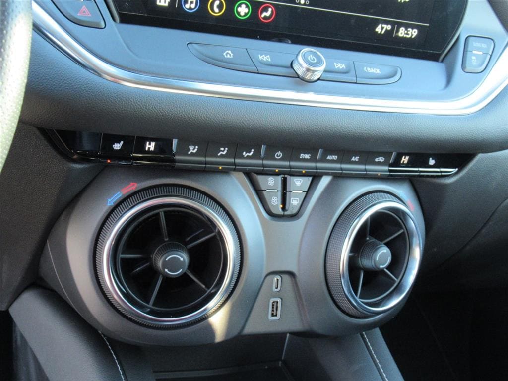 2025 Chevrolet Blazer 2LT - Photo 22