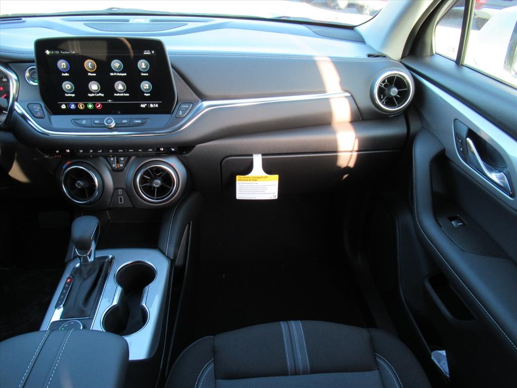 2025 Chevrolet Blazer 2LT - Photo 13