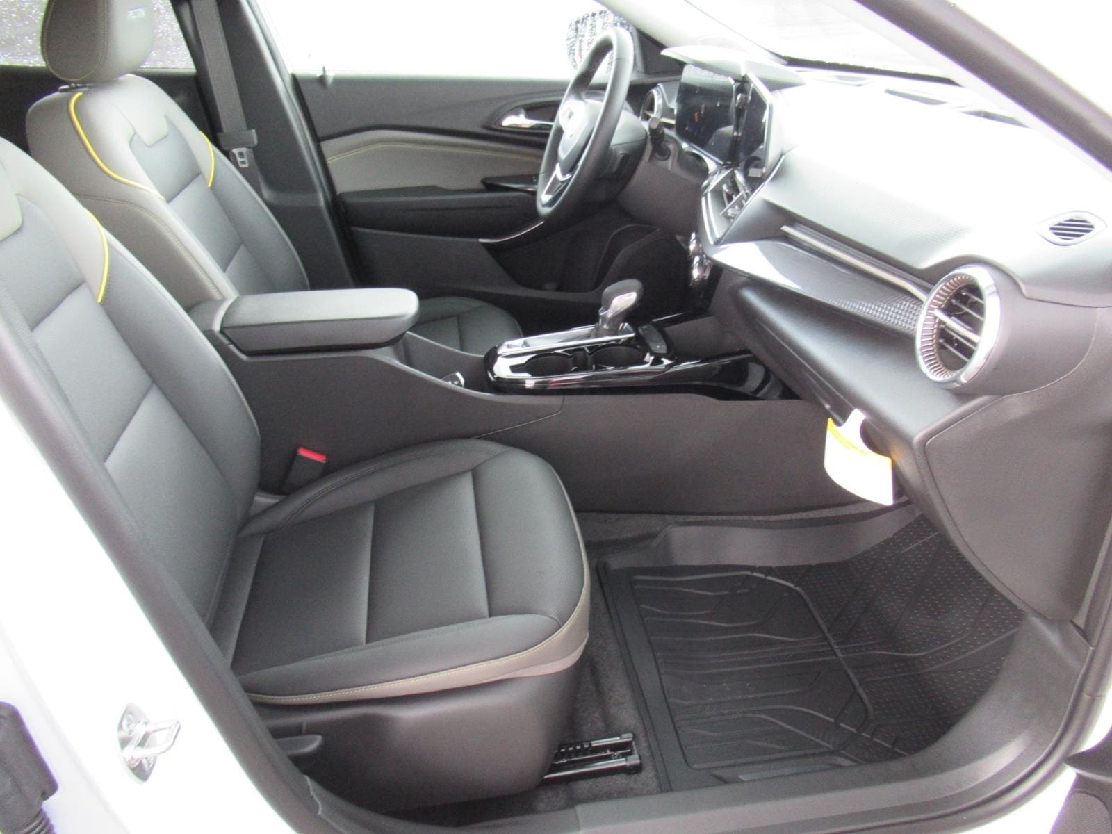 2026 Chevrolet Trax Activ - Photo 11