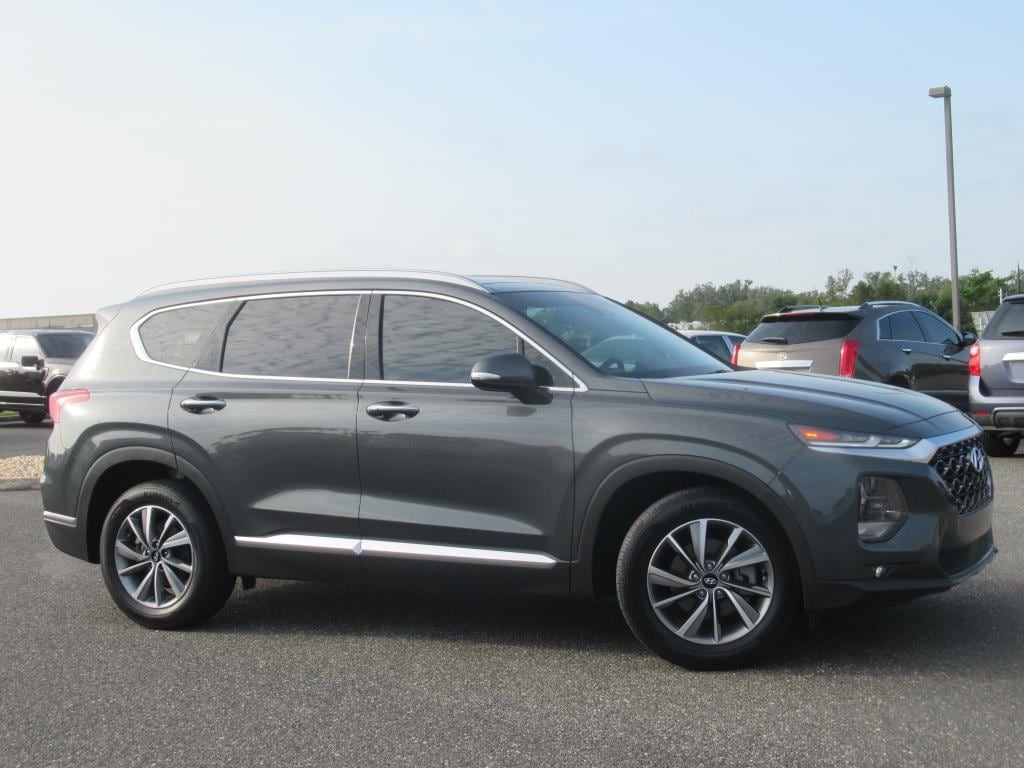 Used 2020 Hyundai Santa Fe SEL with VIN 5NMS33AD9LH150924 for sale in Wildwood, FL