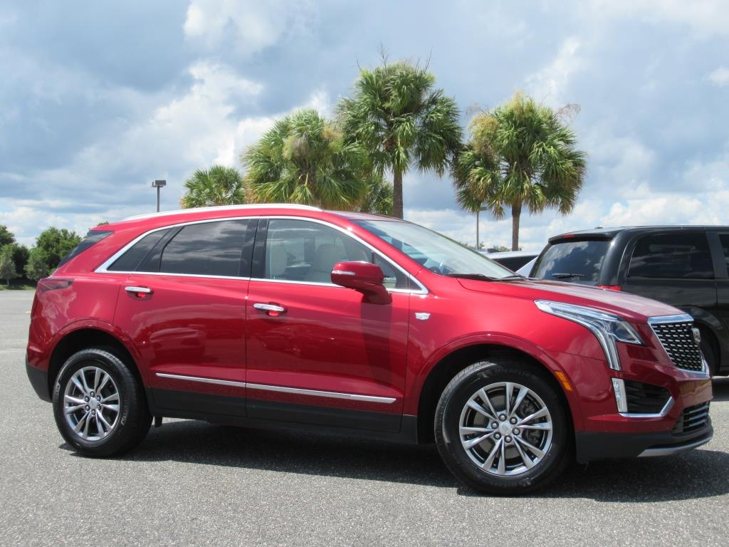 Used 2021 Cadillac XT5 Premium Luxury with VIN 1GYKNDRS1MZ163984 for sale in Wildwood, FL