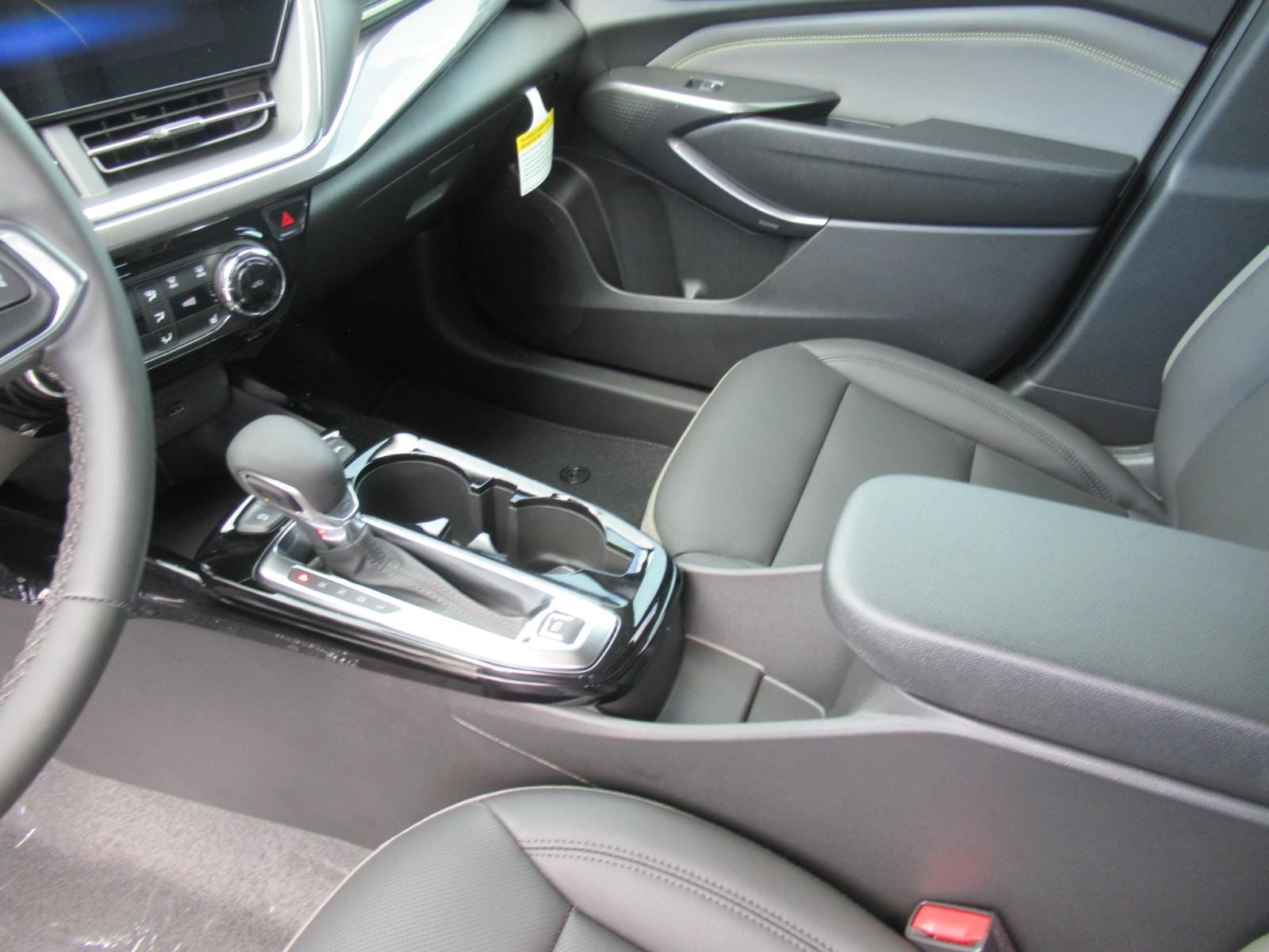 2026 Chevrolet Trax Activ - Photo 16