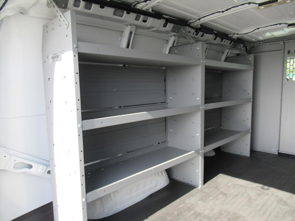 2026 Chevrolet Express Cargo Work Van - Photo 18