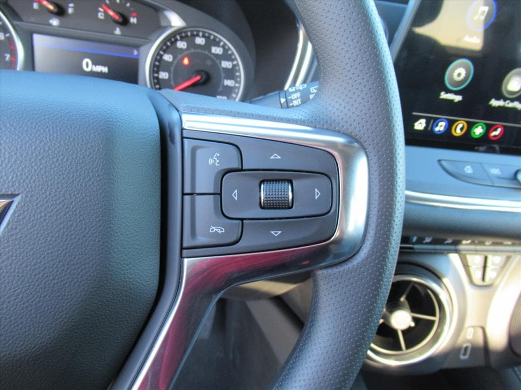 2025 Chevrolet Blazer 2LT - Photo 18