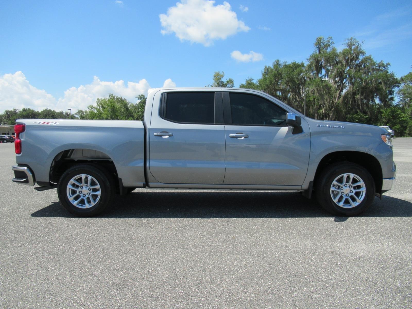 2026 Chevrolet Silverado 1500 LT - Photo 2