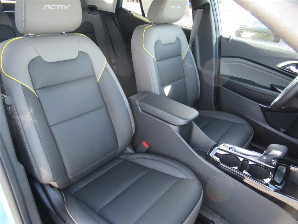 2026 Chevrolet Trax Activ - Photo 8