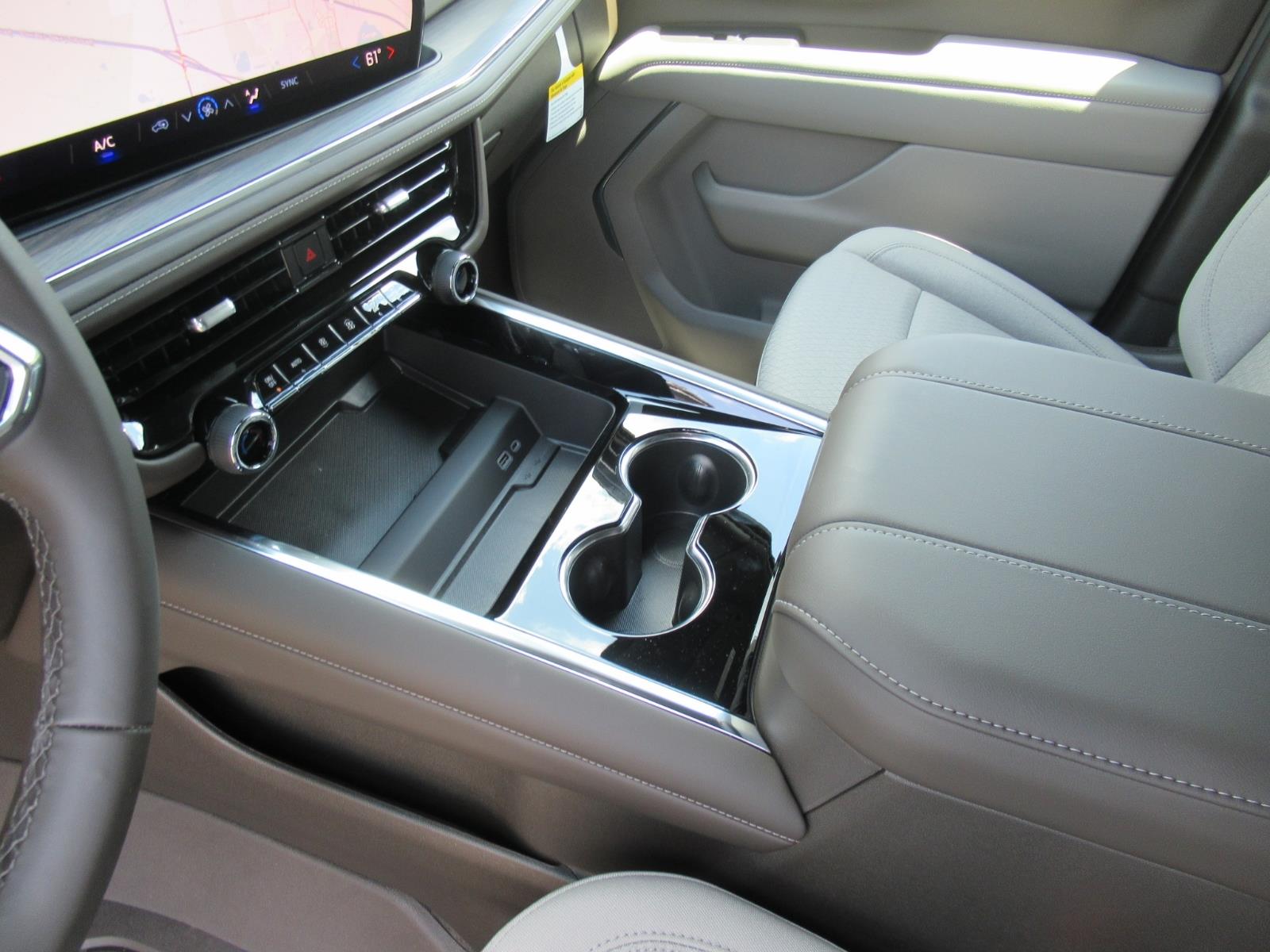 2026 Chevrolet Tahoe LS - Photo 16
