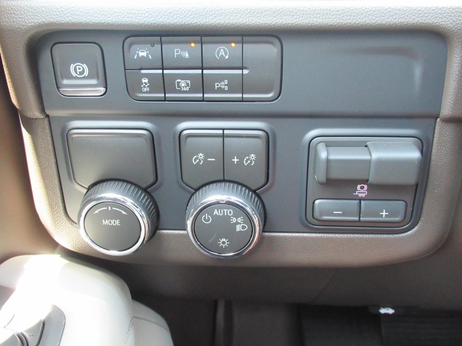 2026 Chevrolet Tahoe LS - Photo 22