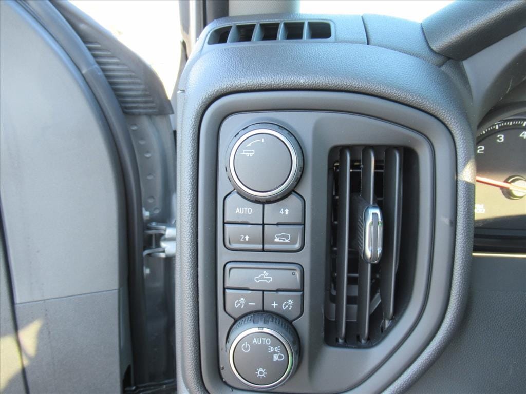 2025 Chevrolet Silverado 1500 Work Truck - Photo 17