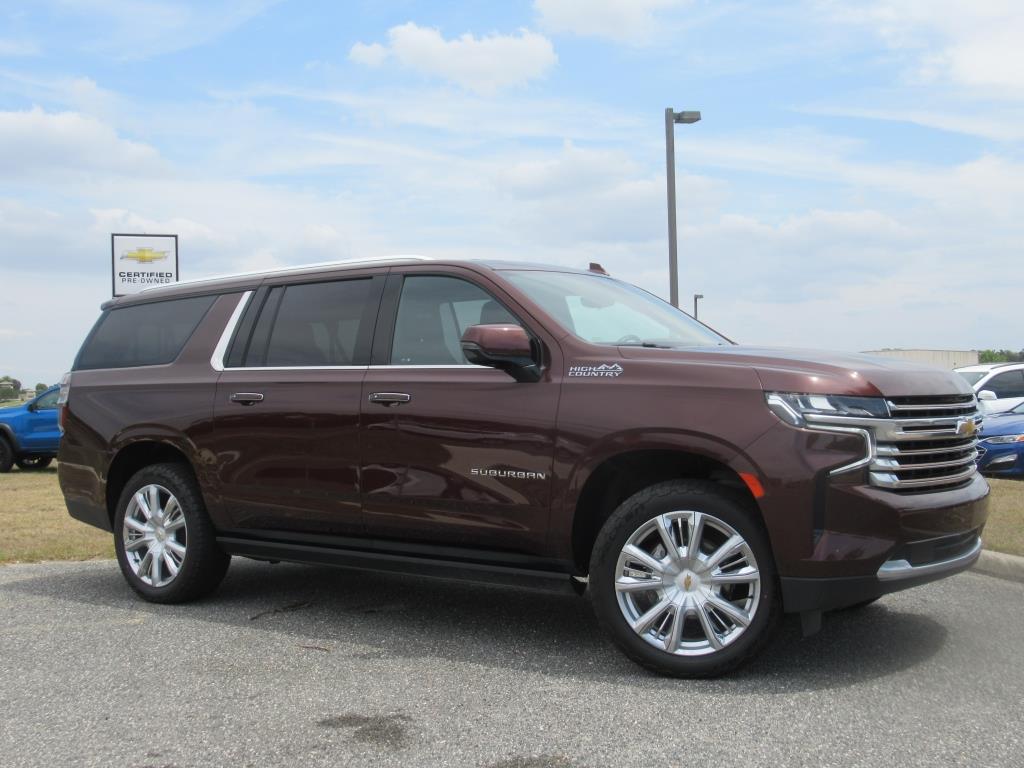 Used 2022 Chevrolet Suburban High Country with VIN 1GNSKGKL7NR236237 for sale in Wildwood, FL