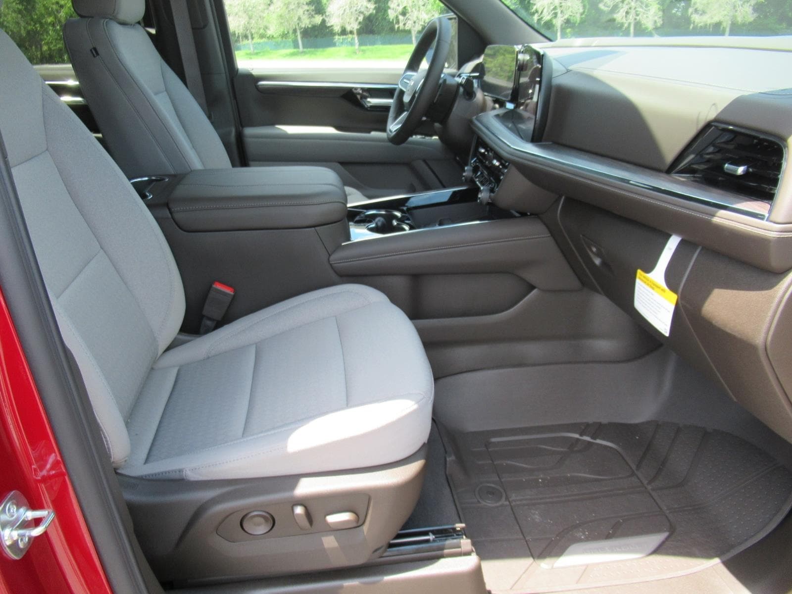 2026 Chevrolet Tahoe LS - Photo 10