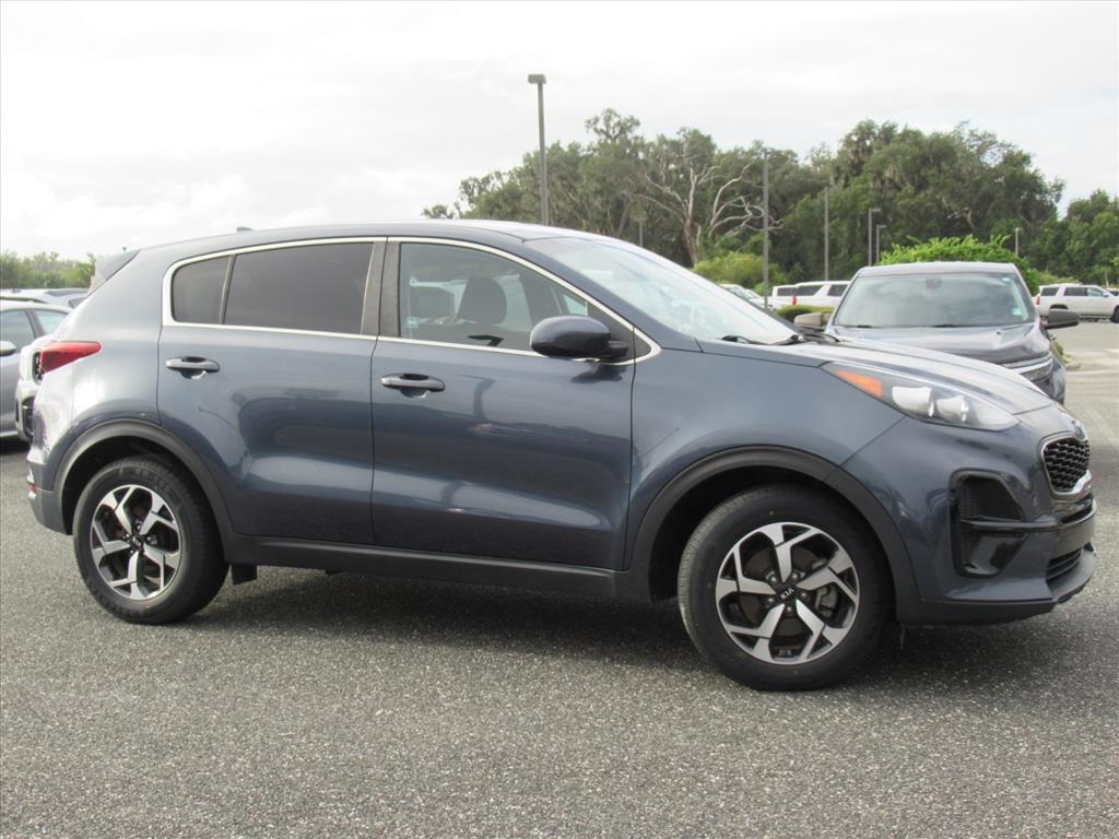 2020 Kia Sportage LX photo 2