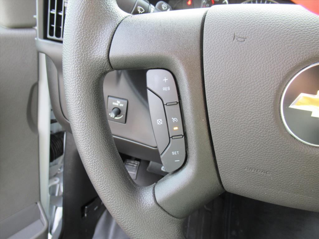 2025 Chevrolet Express Cargo Work Van - Photo 16