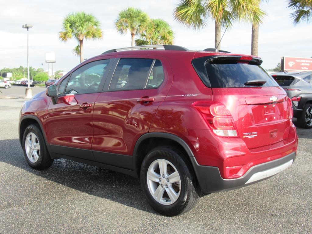 2022 Chevrolet Trax LT photo 4