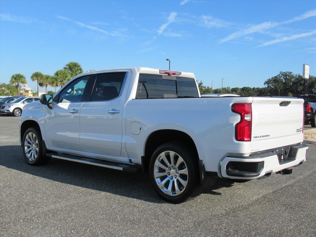 2021 Chevrolet Silverado 1500 High Country photo 3