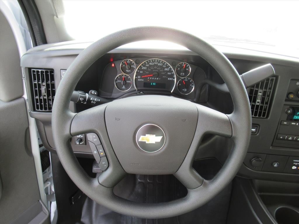 2025 Chevrolet Express Cargo Work Van - Photo 15
