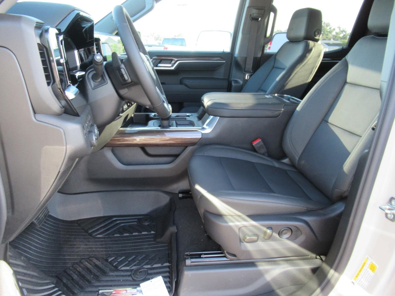 2026 Chevrolet Silverado 1500 RST - Photo 19