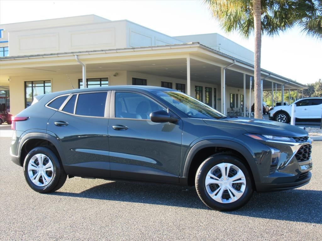 New 2026 Chevrolet Trax LS SUV