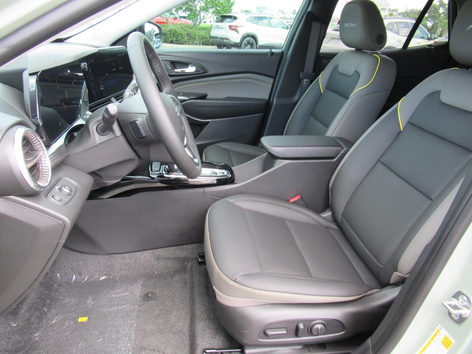 2026 Chevrolet Trax Activ - Photo 18